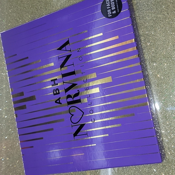 Anastasia Beverly Hills ABH Norvina Pro Palette - Volume 1 - Picture 4 of 4